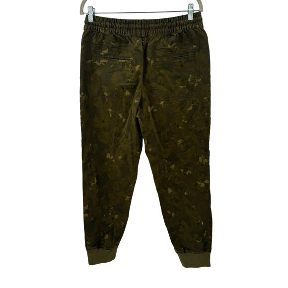 NWT Garnet Hill 100% Cotton floral camo Salt-Washed Chino Joggers - Picture 7 of 12